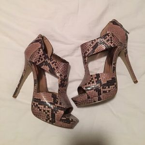 Nine West Brown Snakeskin Heels